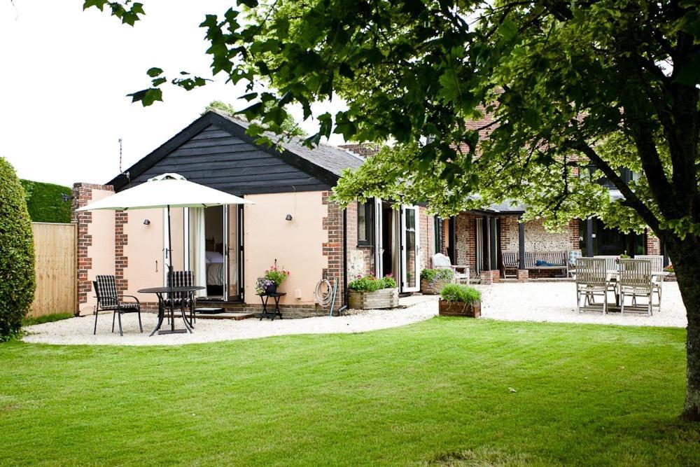 The Old Hop Kiln Barn Bed & Breakfast Petersfield Bagian luar foto